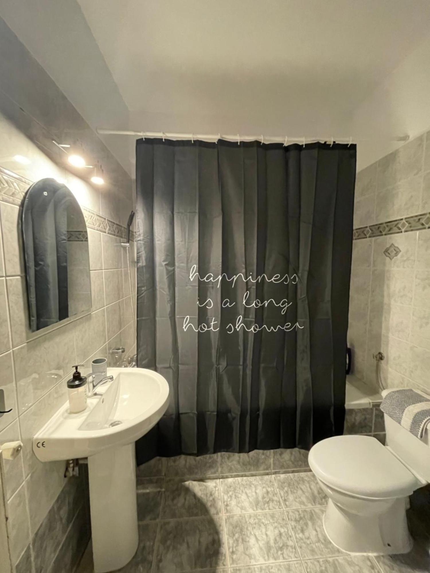 Business Flat Stavroupoli Apartman Szaloniki Kültér fotó