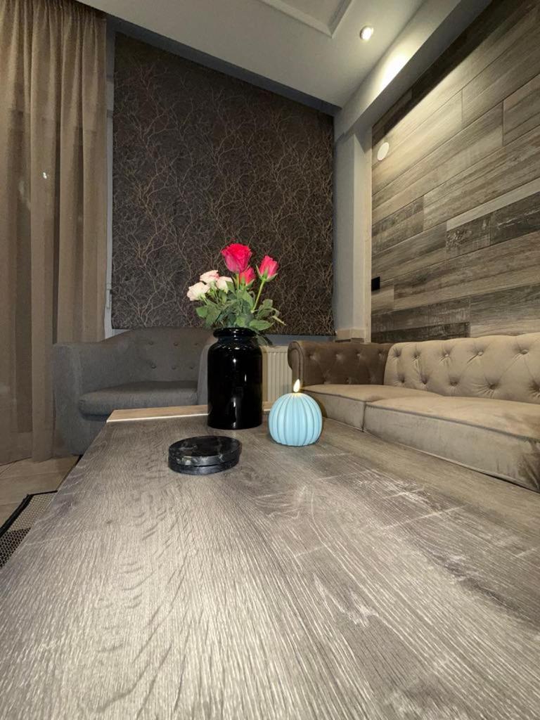 Business Flat Stavroupoli Apartman Szaloniki Kültér fotó